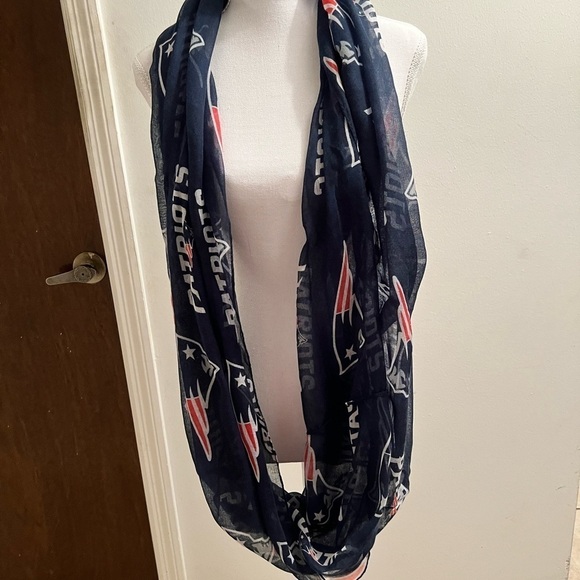 Patriots sheer infinity scarf - Picture 1 of 2